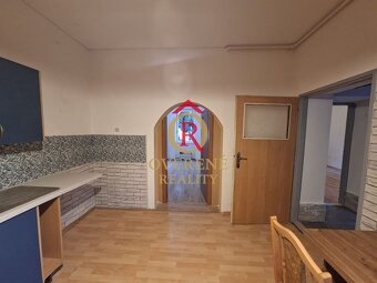 Na prenájom 2 izbový byt v rodinnom dome - Banská Bystrica,  - 3