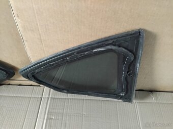 bočné sklá kufra Citroën C4 - 3