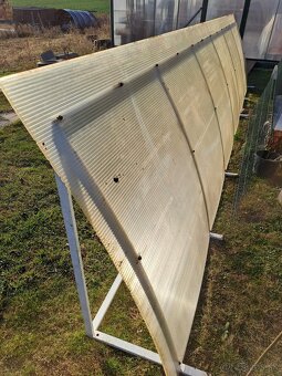 Prístrešok,strieška,prekrytie - 3