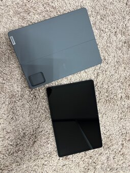 Predám tablet Lenovo TB330FU - 3