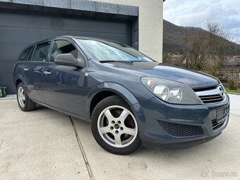 Opel Astra Caravan 1.9 CDTi r.v2010 - 3