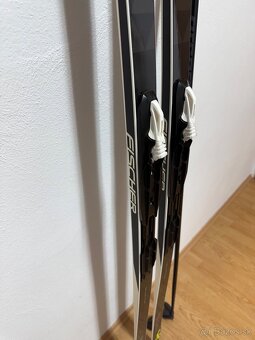 Predám bežecke lyže Fischer - 3