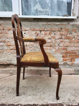 Starožitné kreslo - 3