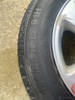 CONTINENTAL 195/65 R15 - 3