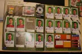 SOUTH AFRICA 2010 - OFFICIAL LICENSED STIKER ALBUM - 3