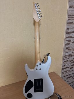 Ibanez - 3