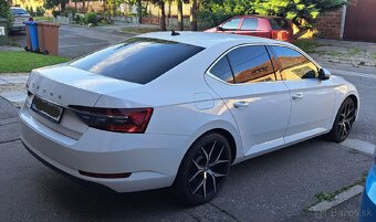 Škoda superb 3 2019 2.0tdi - 3