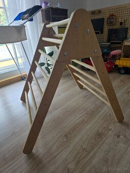 Montessori Piklerovej triangel - 3