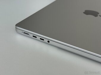 MacBook Pro 14" M1 Pro 10-core 16GB RAM 1TB SSD - 3
