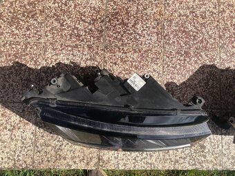 prave svetlo full led octavia 4 - 3