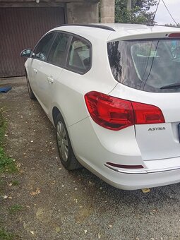 Predám Opel Astra 1.6 81kv dyzel - 3