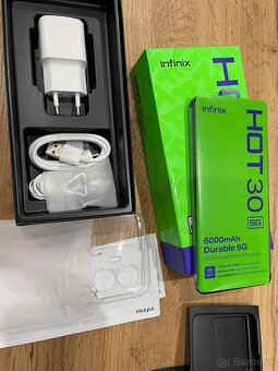 Mobilny telefon Infinix Hot 30, model X6832, novy - 3