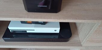 Komplet obývačka aj so stolom - 3