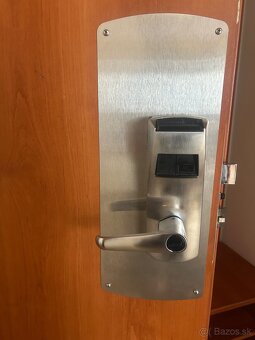 hotelové kartové zámky - 3