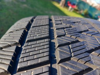 235/50 r19 zimné pneumatiky - 3
