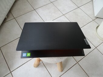 15.6" Lenovo 320/ Core I5/ 8GB RAM/ 128SSD a 1000GB HDD/ I - 3