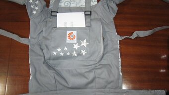 ergobaby nosič galaxy grey - 3
