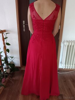 Červené šaty - 3