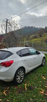 Opel astra 1,4 - 3