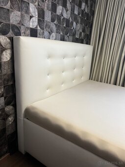 Manželská posteľ - 3