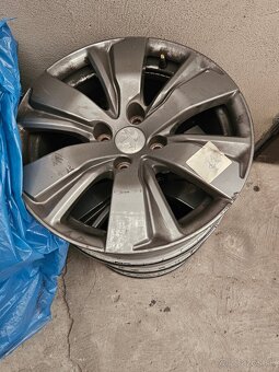 PREDÁM,NEMECKÉ DISKY NA PEUGEOT 2008/+PNEUMATIKY - 3