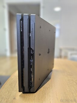 Playstation 4 Pro 1TB - 3