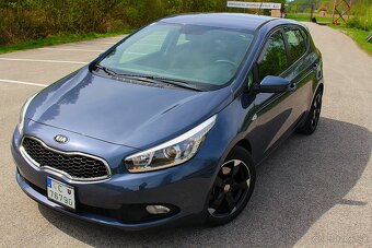 KIA.....CEED...66KW...CRDI...MANUAL 6st...2013....179TIS..KM - 3