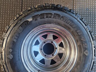31x10,5 R15 - 3