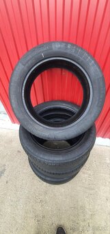Predám 4ks letné pneu.215/55R18 Continental dezen 6,3mm - 3