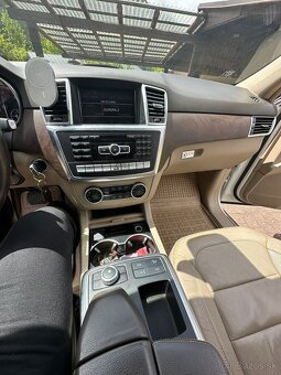 Predám mercedes ML350 - 3