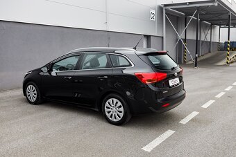 Kia Cee'd SW 1.6 CRDi 94kW M6 LX/Silver 02/2013 - 3