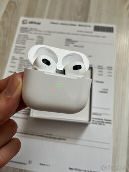 AirPods gen. 3 - 3