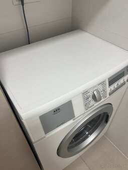6kg AEG pracka - slim fit - 3