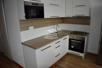 EXKLUZÍVNE, prenájom 1-izbový byt, centrum mesta MA_voľný od - 3