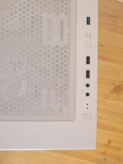 Predám nový počítač - záruka 05/2028, 4060 TI, RAM 32GB, AMD - 3