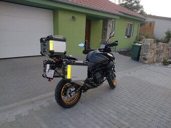 Predám aj motor srt 900 - 3