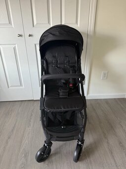 Darujem detský kočík za odvoz - 3