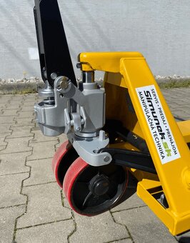 Paletový vozík 2500 kg - 3