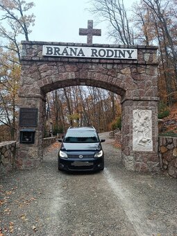 Touran 2013 Comfortline 2.0tdi 7 miestne - 3