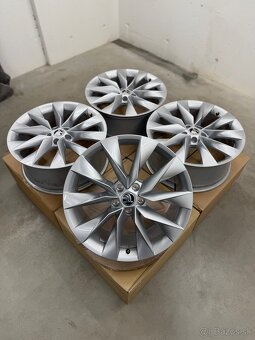 Nepoužité hliníkové disky 5x112 R19 Škoda Crystal - 3