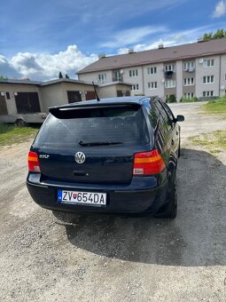 Golf IV - 3
