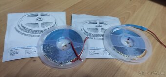 LED pás 24V, 240 LED/m (2 €/m) - 3