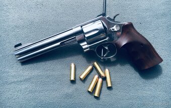 Revolver Smith&Wesson .44 Magnum - 3
