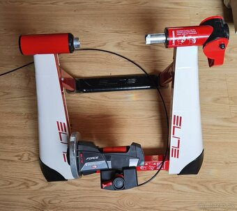 ELITE NOVO FORCE: Odporové válce na bicykel s prehadzovaním - 3