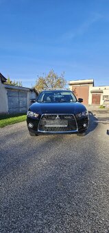 Mitsubishi Outlander 2.0 - 3