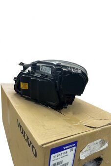 Pravé přední světlo VOLVO V40/ V40 CC - 3