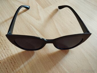 Čierne slnečné okuliare - 3