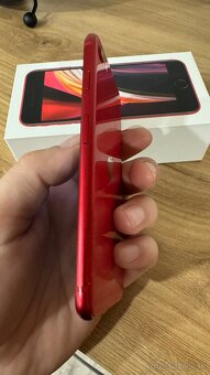 Apple iPhone se 2020 64gb red - 3