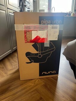 Autosedačka Nuna PIPA™ URBN granite - 3