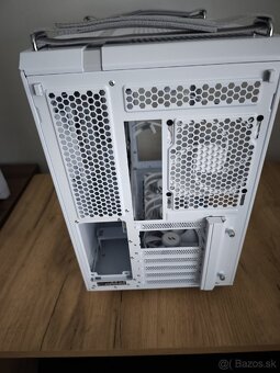 Asus TUF Gaming GT502 skrinka - 3